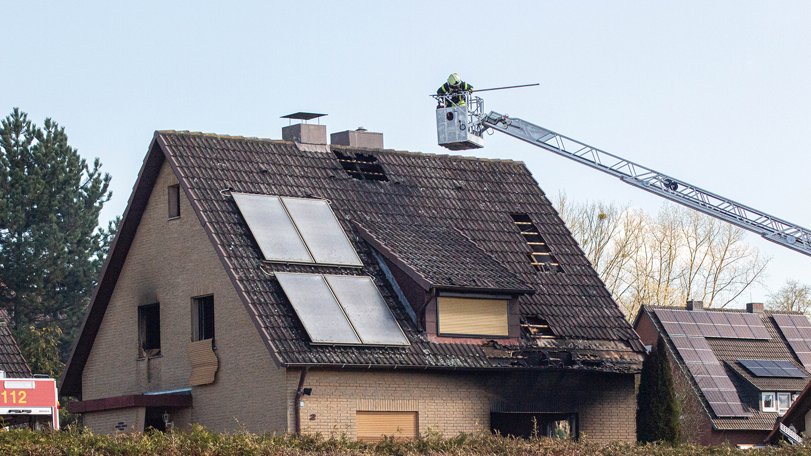Lauter Knall in Lüthorst: Explosion in Wohnhaus fordert ein Leben