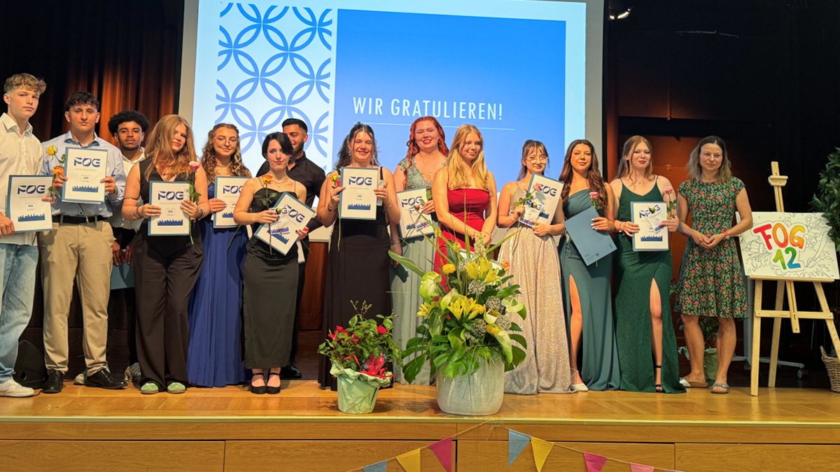 Erfolgreicher Abschluss an der BBS Einbeck: 14 Absolventinnen und Absolventen der Fachoberschule Gestaltung verabschiedet