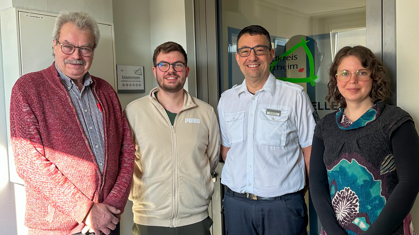 Rettungswesen im Umbruch: Einbecker GRÜNE besuchen die Einsatzleitstelle des Landkreises Northeim