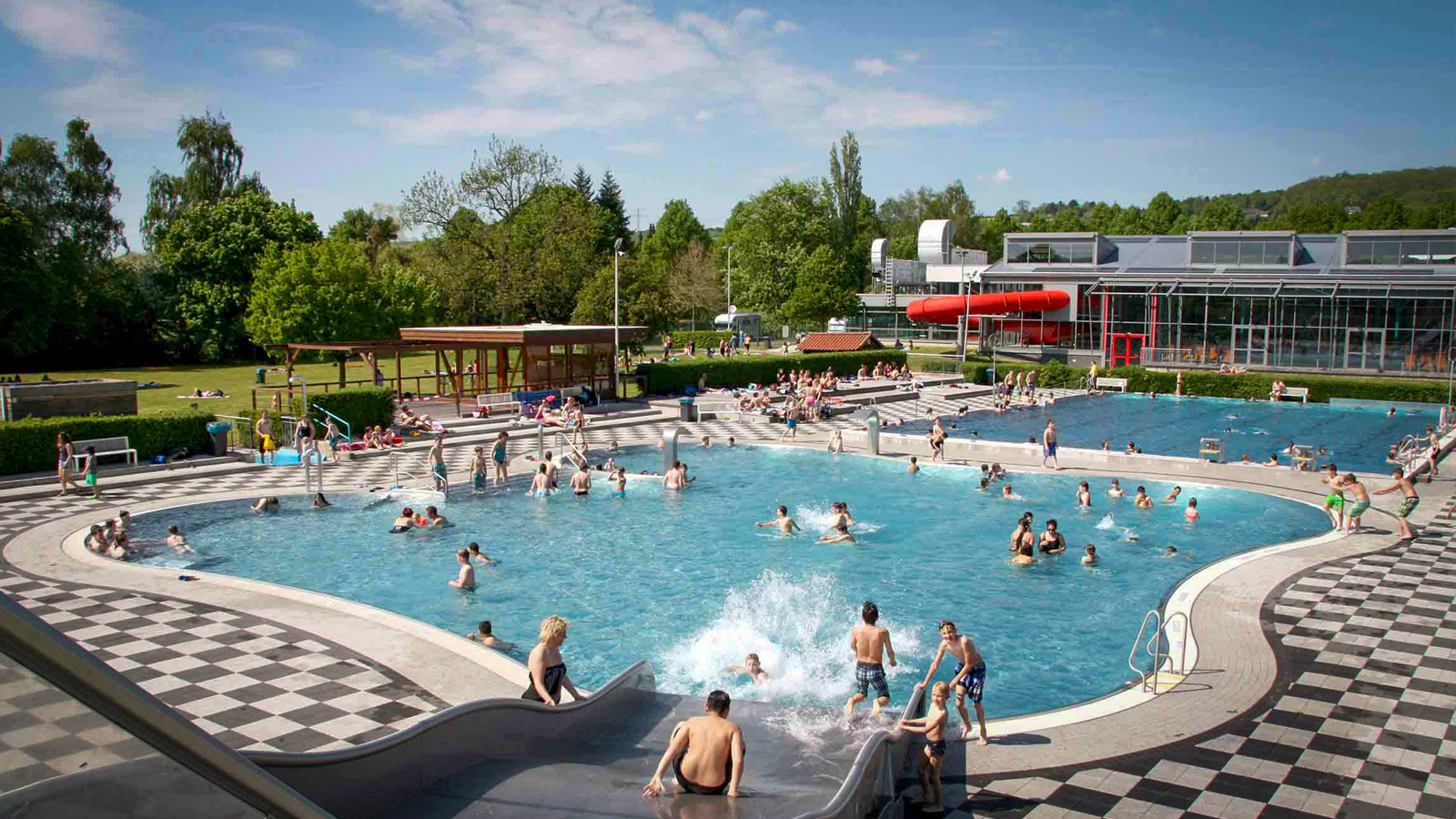 Start in die Freibadsaison: Stadtwerke Einbeck freuen sich auf viele große und kleine Badegäste